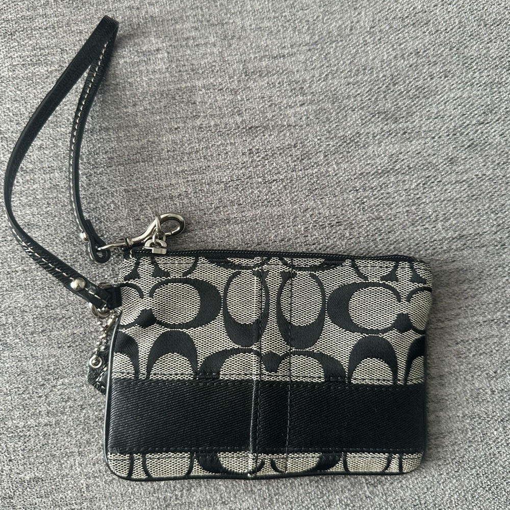 Mini coach wristlet 4X6